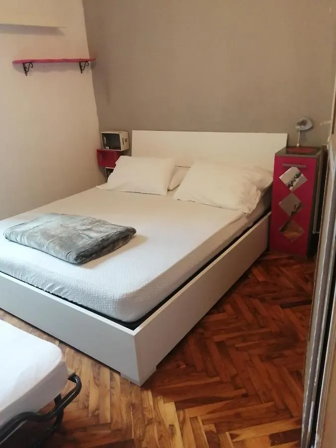 Casa Giada contacts